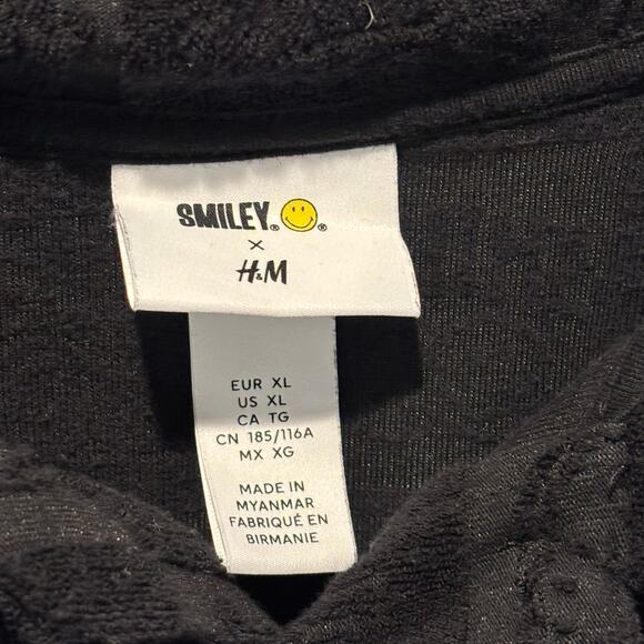 Smiley x H & M Black Terrycloth Short Sleeve Polo Shirt - size XL - Picture 4 of 6